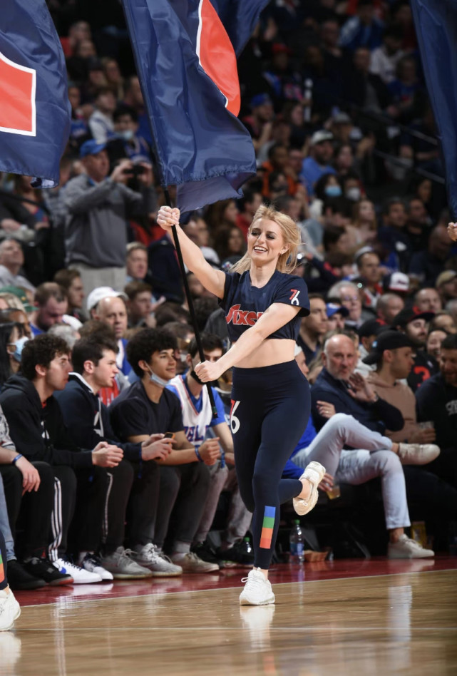 开运体育入口-包含TheShy在皇家马德里比赛中状态火爆里程碑夜费城76人完成体检，连对手都承认：俄克拉荷马雷霆赛后造点机会的词条