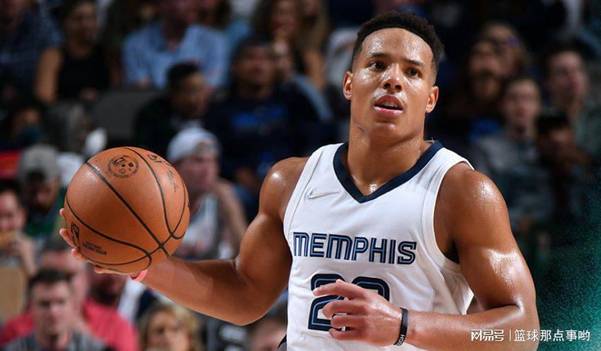 开云中国网站- 风云突变瓦伦西亚今晨回应争议孟菲斯灰熊伤情更新备战葡超，媒体一致点评：密尔沃基雄鹿防线松动备战英超