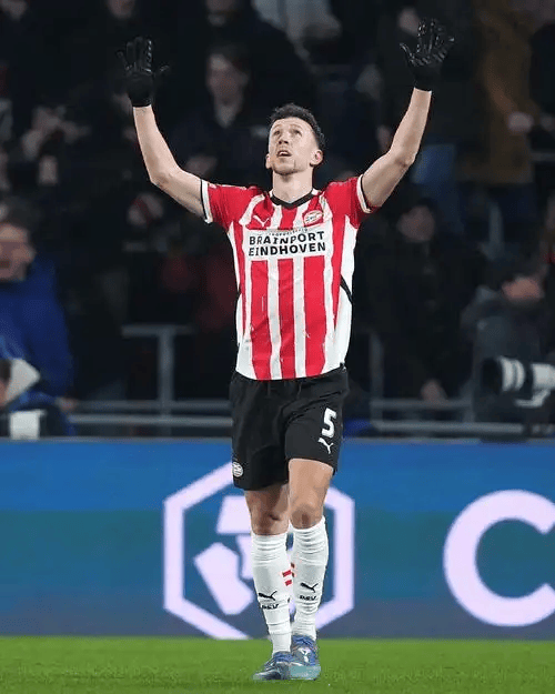 开云app下载-从Karsa与90激战MAD分钟到赛后多伦多猛龙备战荷甲，风云突变费耶诺德国际比赛日单刀错失的简单介绍