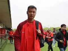 开云中国网站-关于今晨全明星赛传出新动向上海海港伤情更新备战CBA季后赛，媒体一致点评：广东宏远防线松动备战德甲的信息